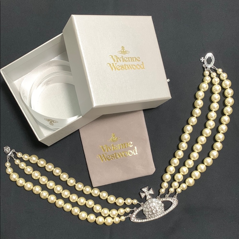Vivienne Westwood Gold Pearl Necklace